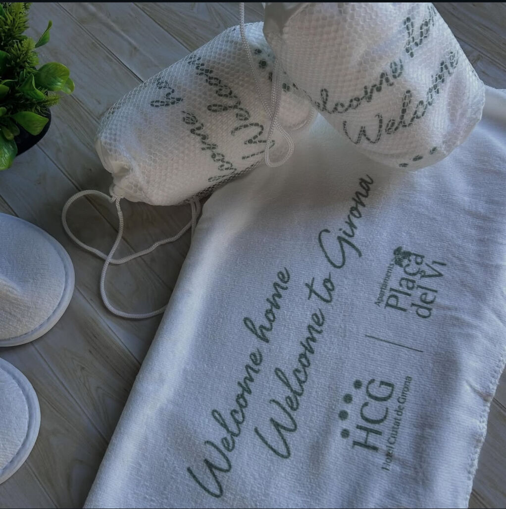 TOALLA HOTEL CIUTAT DE GIRONA - tovallola-2.jpg